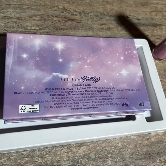 Petite 'n Pretty Dream Land Eye & Cheek Palette & Pink Cloud 10k Shine Lipgloss - Picture 13 of 16